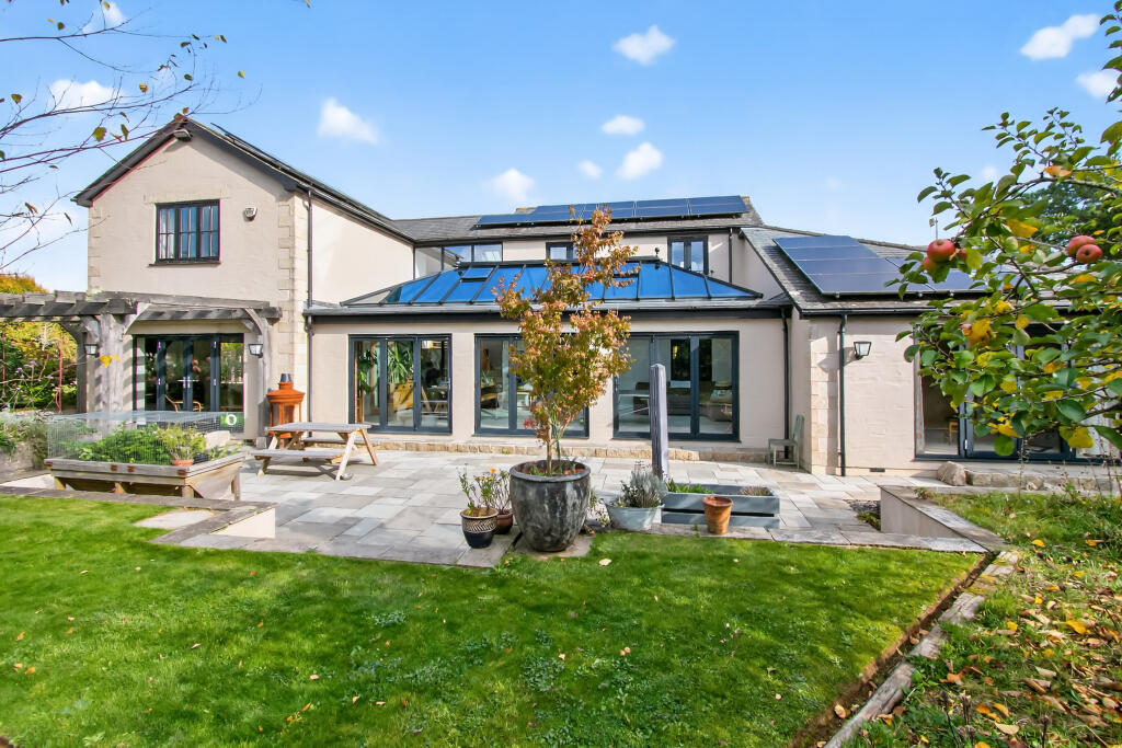 Main image of property: Ting Tang, Redruth, TR16