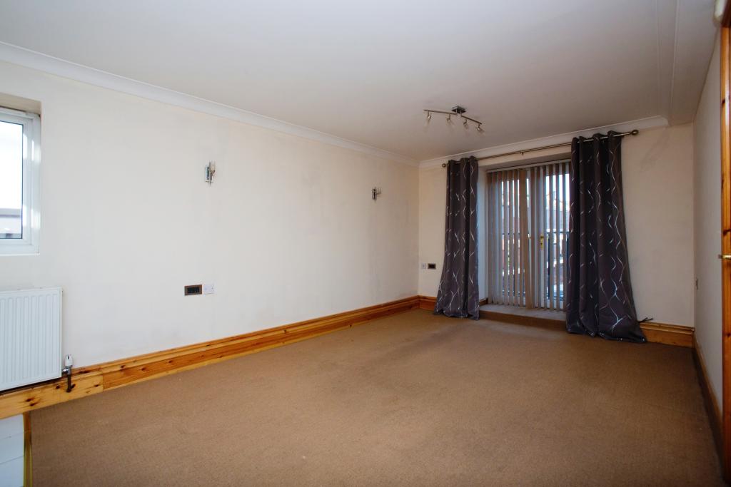 2 bedroom apartment for sale in Barnsley Road, Pontefract, WF9