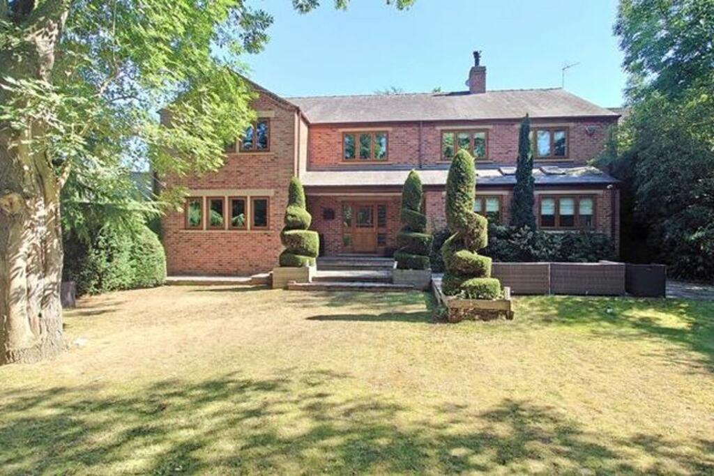 6 bedroom detached house for sale in Lane, Notton, Wakefield, WF4