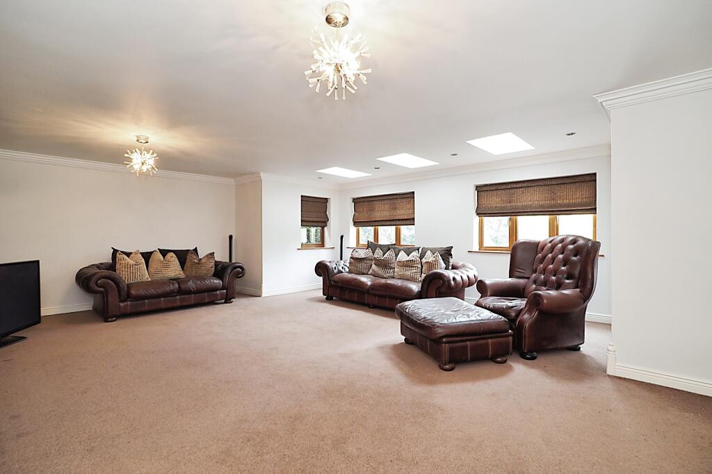 6 bedroom detached house for sale in Lane, Notton, Wakefield, WF4