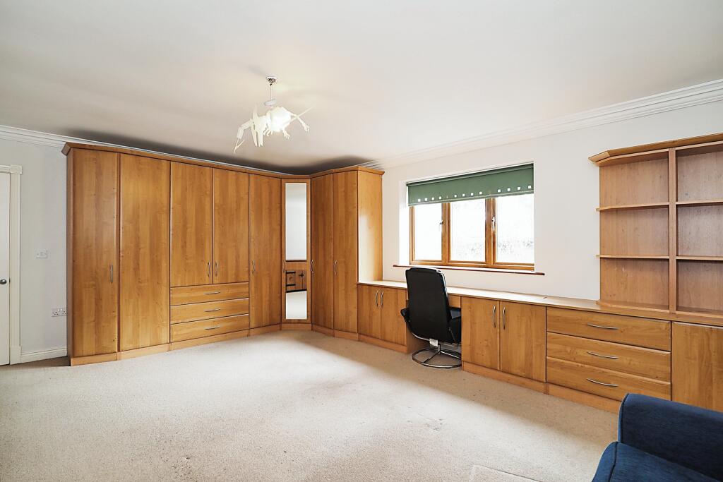 6 bedroom detached house for sale in Lane, Notton, Wakefield, WF4