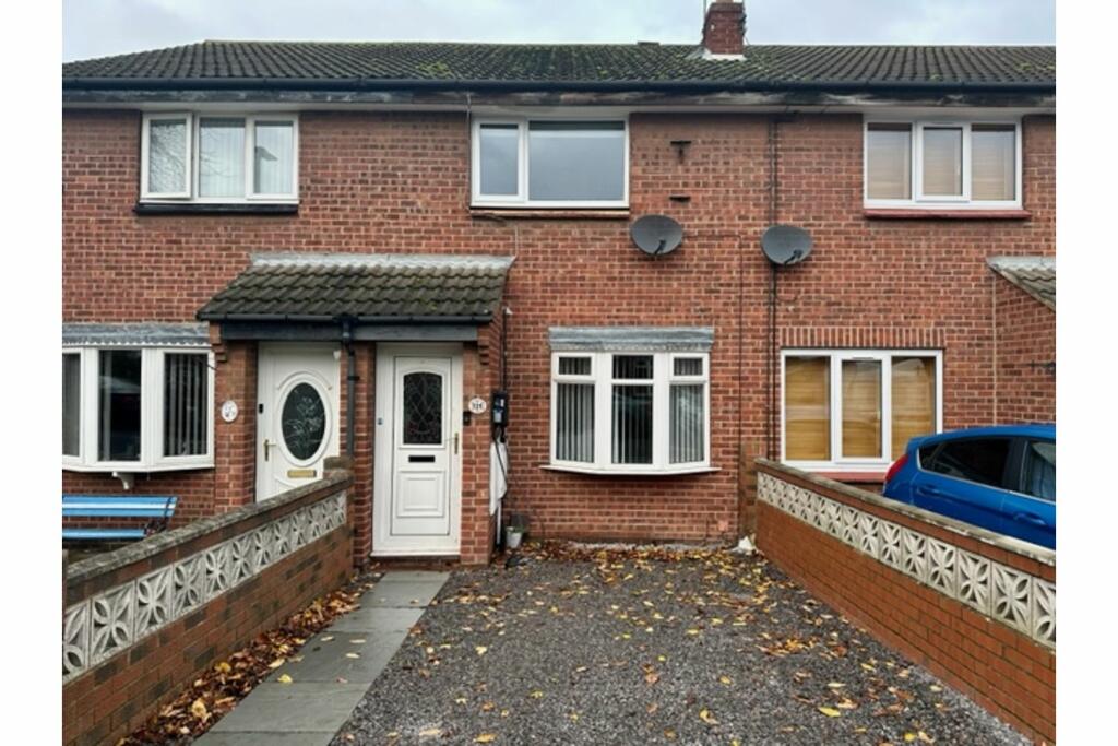 2 bedroom terraced house for sale in Pollards Fields, Knottingley, WF11
