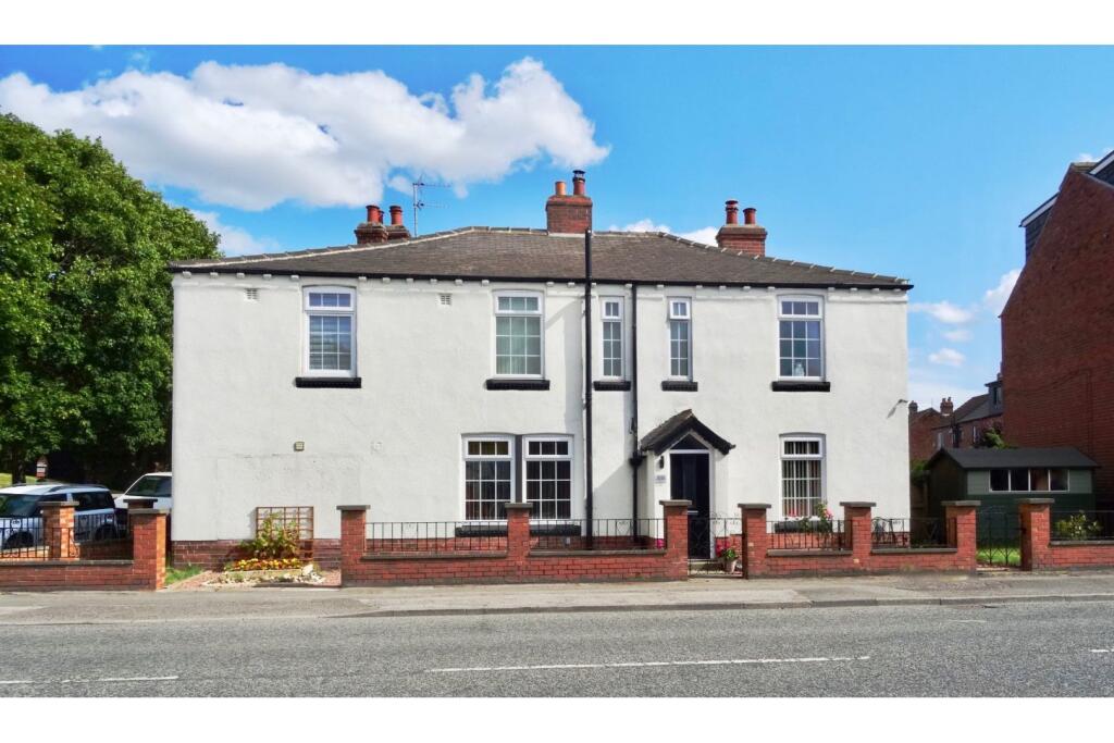 Main image of property: Thornes Lane, Wakefield, WF2