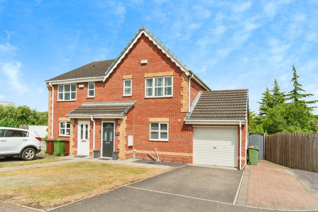 Main image of property: Buckingham Way, Castleford, WF10