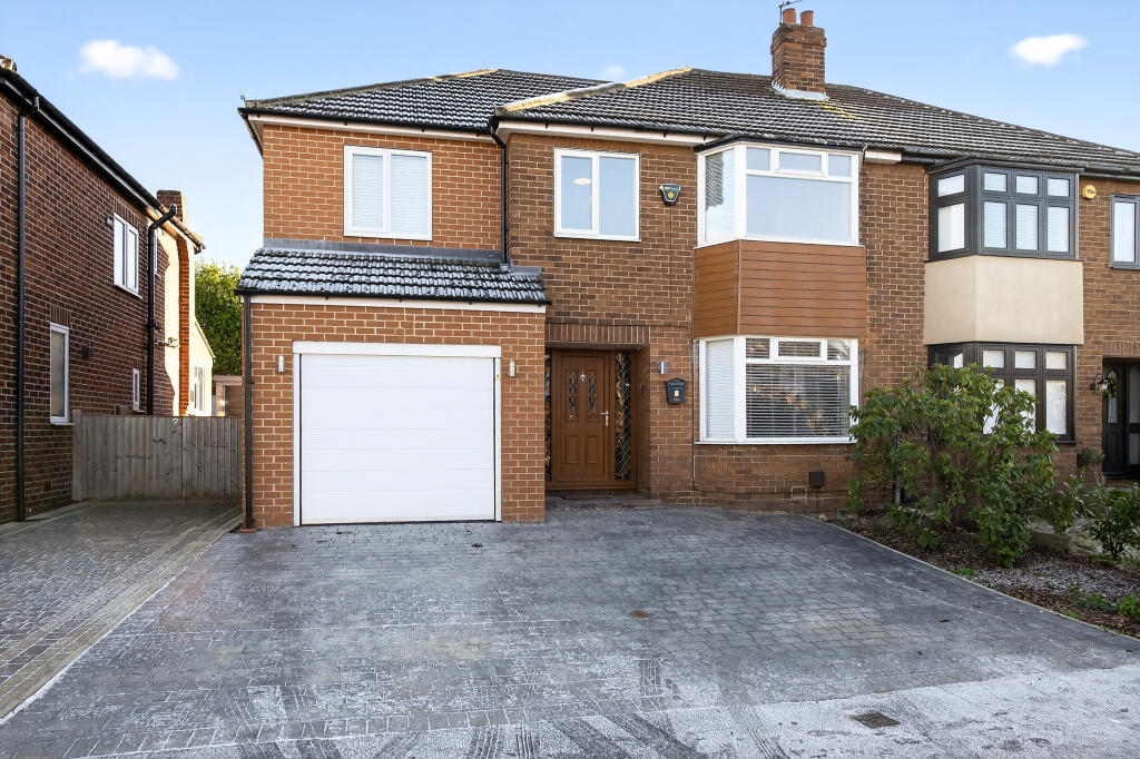 Main image of property: Kingsley Avenue, Milnthorpe, Wakefield, WF2