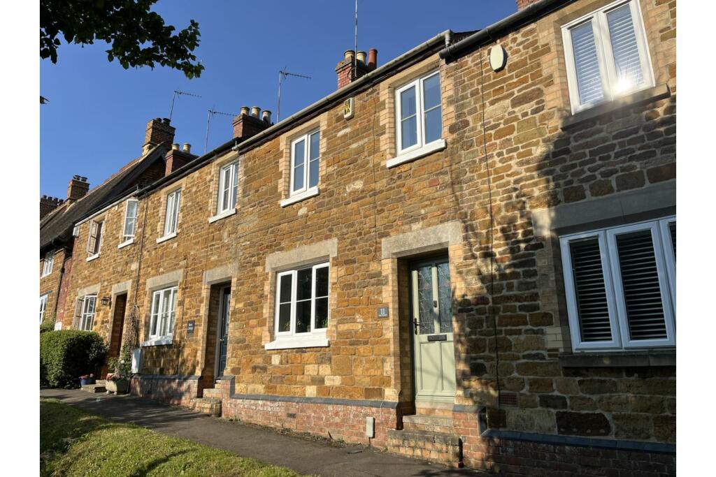 Main image of property: The Avenue Flore, Northampton, NN7
