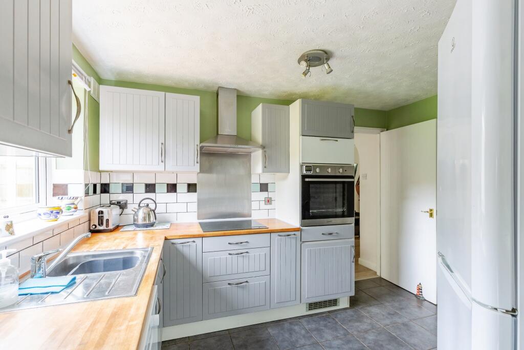Main image of property: Tentsmuir Close, Kettering, NN16