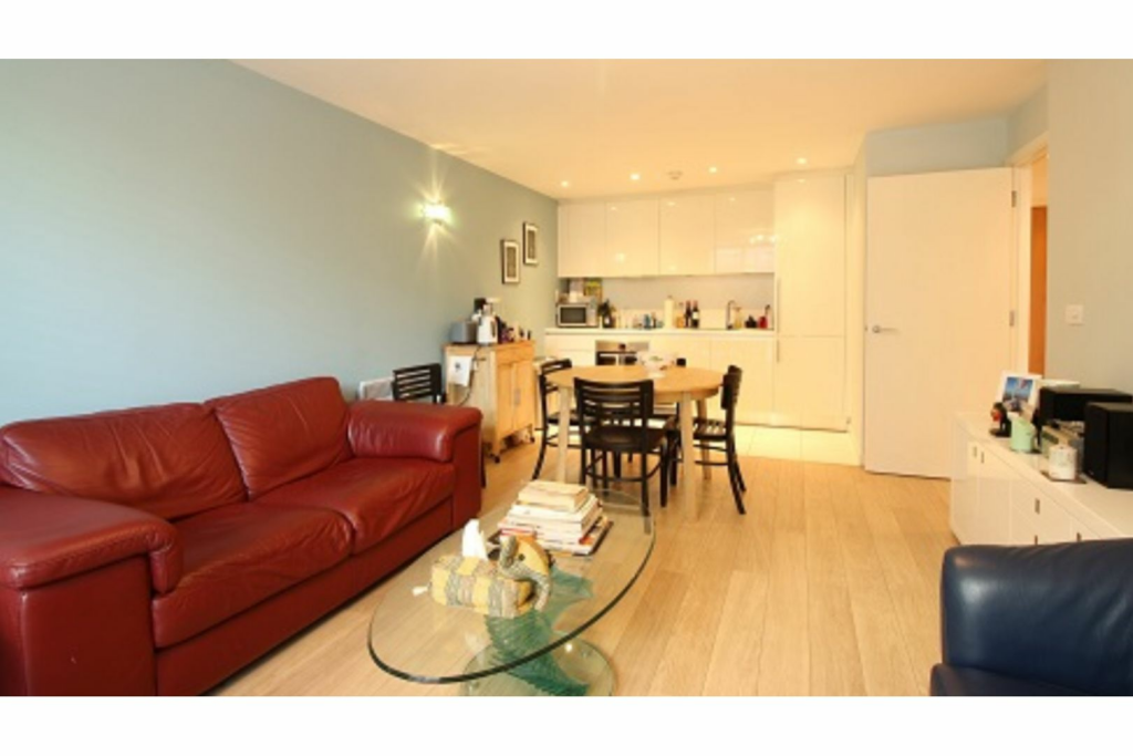 Main image of property: Chadwell Lane, London, N8