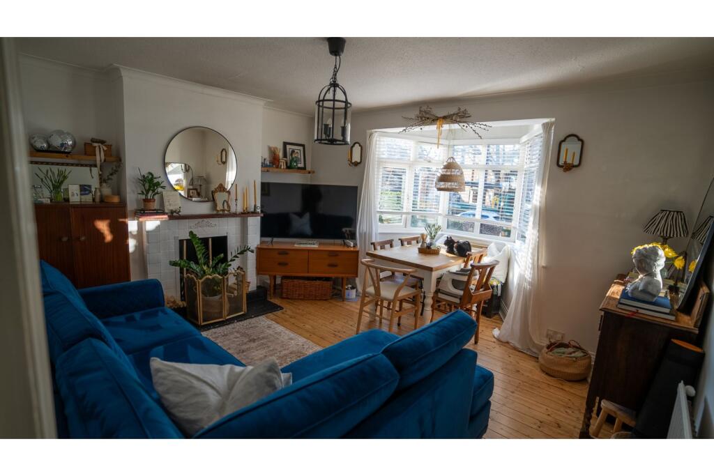Main image of property: Waterfall Road, London, N11