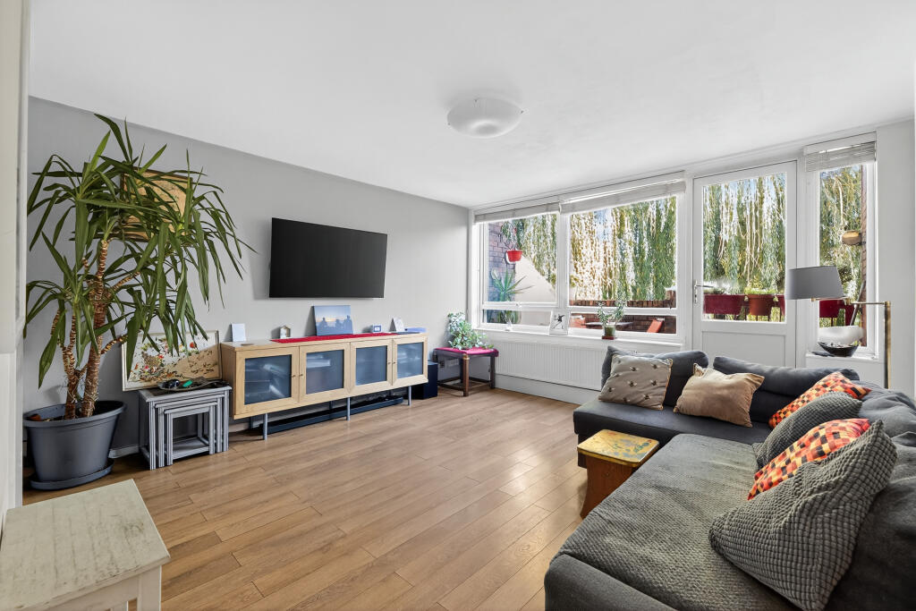 Main image of property: Reedham Close, London, N17