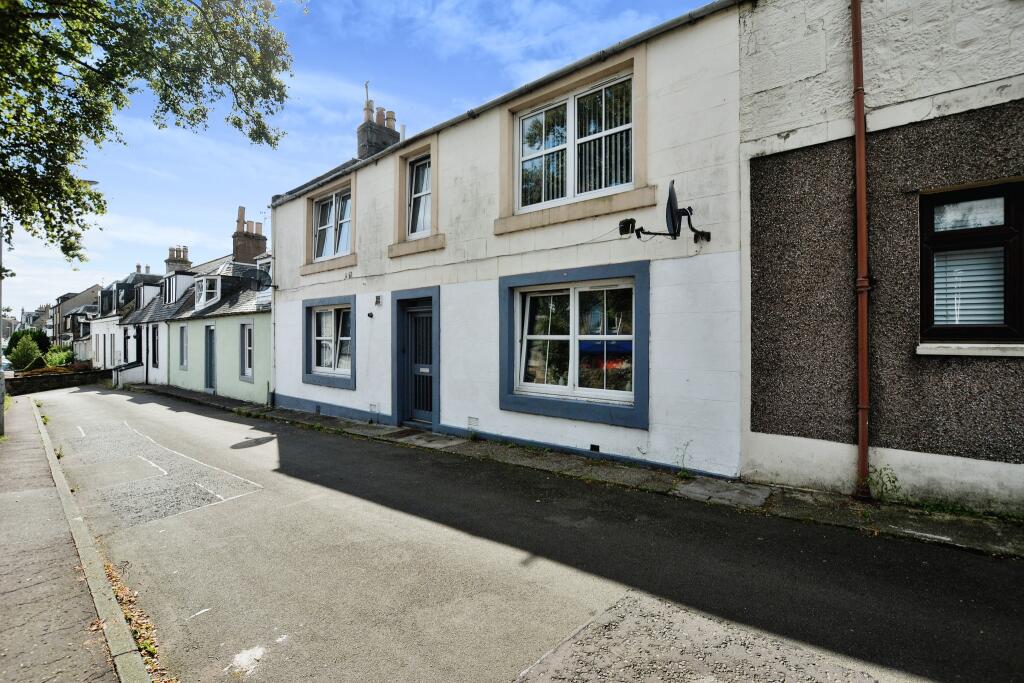 2 bedroom flat for sale in William Street, Tayport, DD6