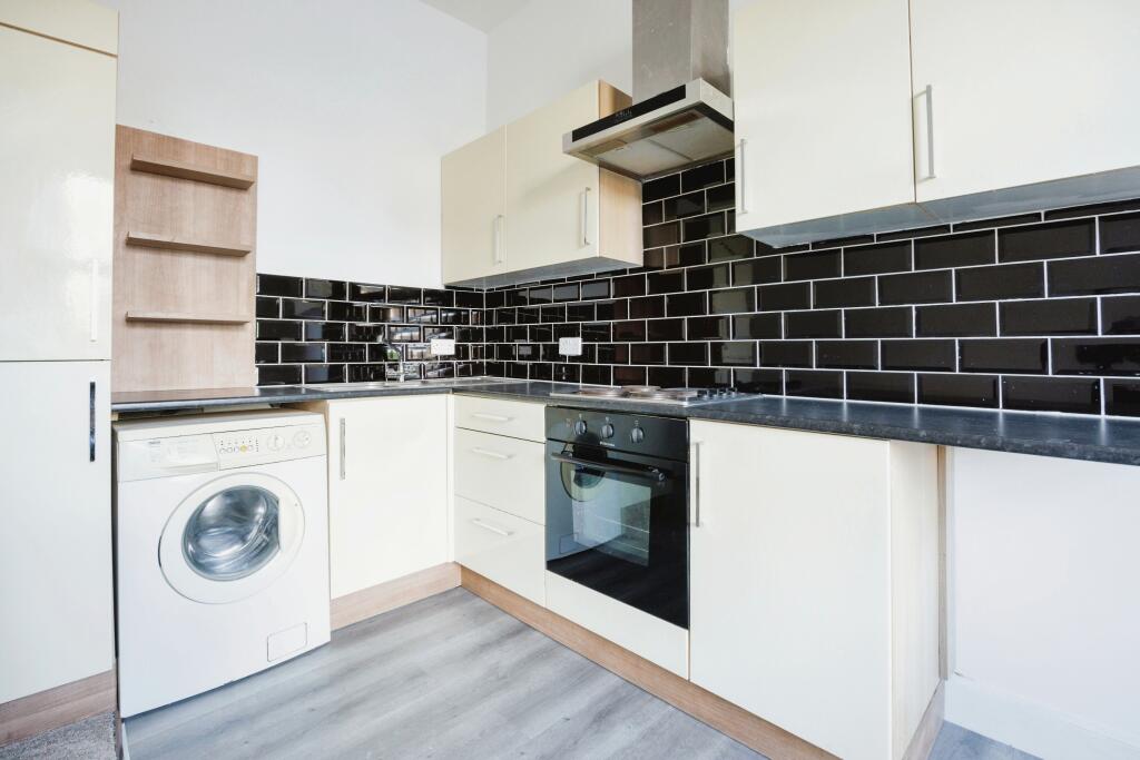 2 bedroom flat for sale in 25 Dundonald Street, Dundee, DD3