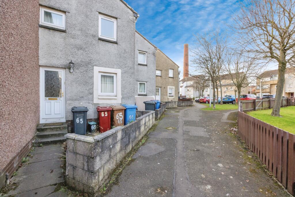 Main image of property: Dykehead Place, Dundee, DD4