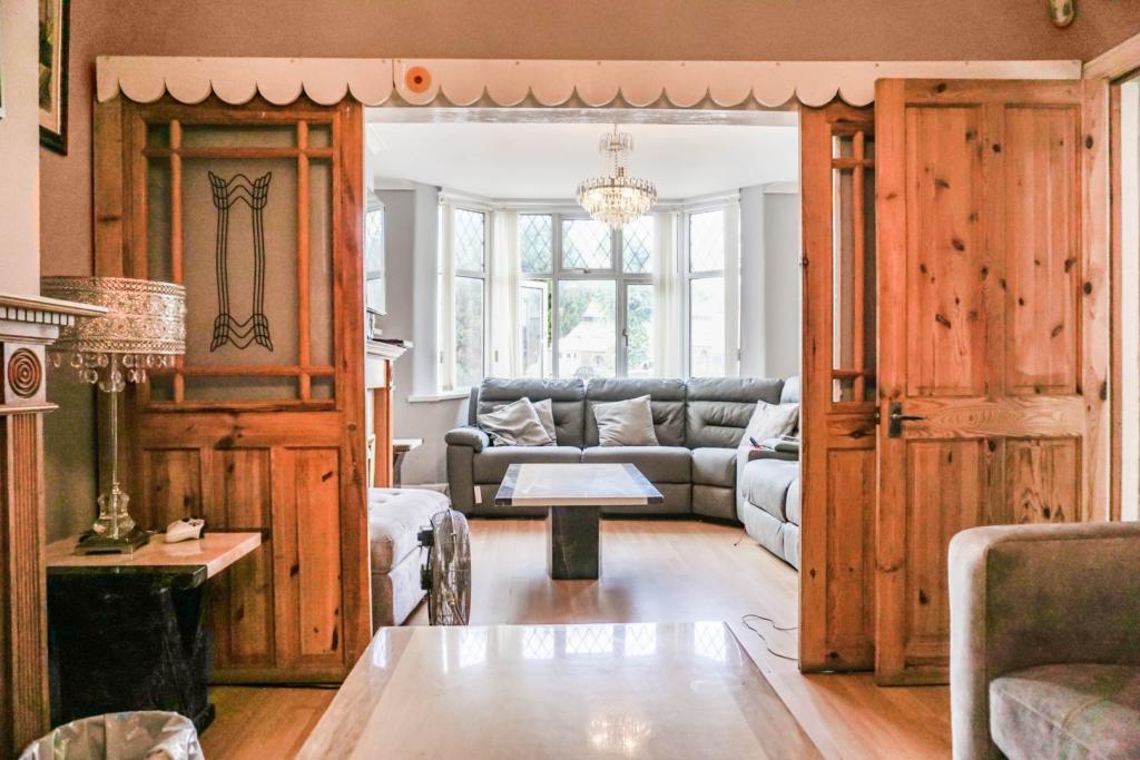 Additional property image - Embassy Road, Whitehall, BS5