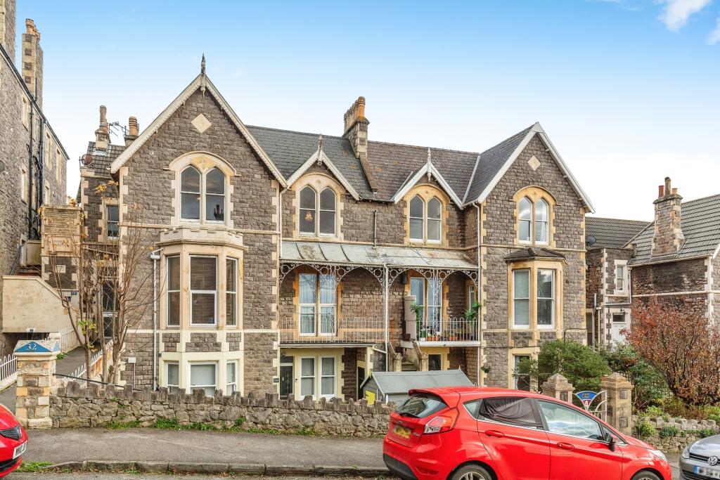 2 bedroom flat for sale in 32 Highbury Road, Westonsupermare, BS23