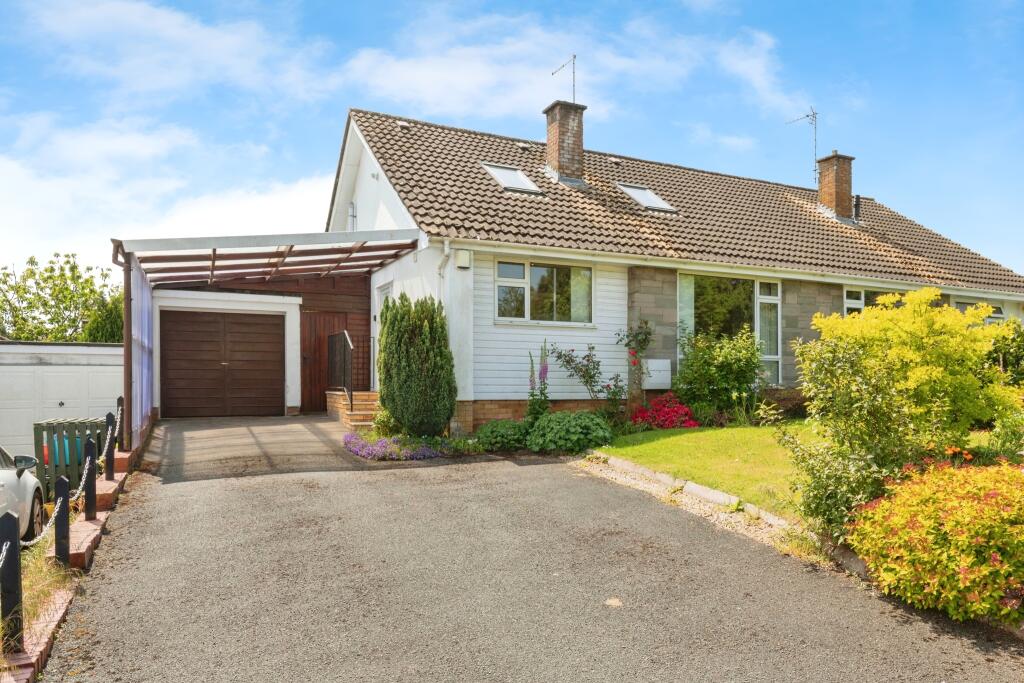 3 bedroom semidetached house for sale in Road, Bristol, BS36