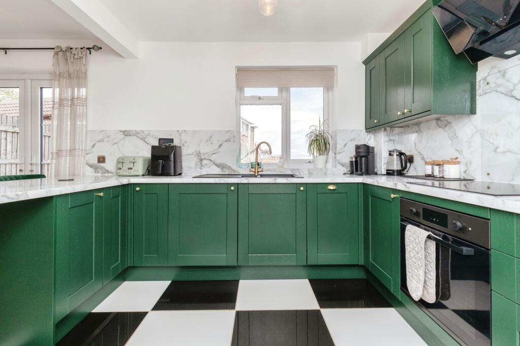 Additional property image - Greenridge Close, Bristol, BS13
