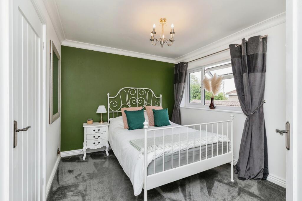 Additional property image - Greenridge Close, Bristol, BS13