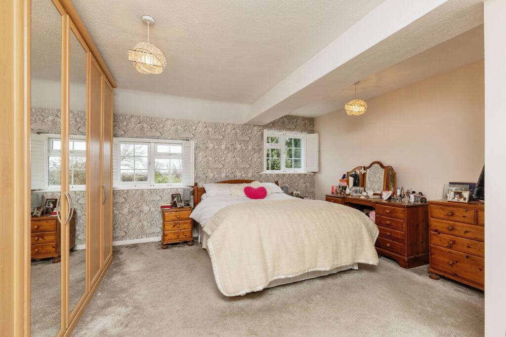 Additional property image - New Passage Road, Bristol, BS35