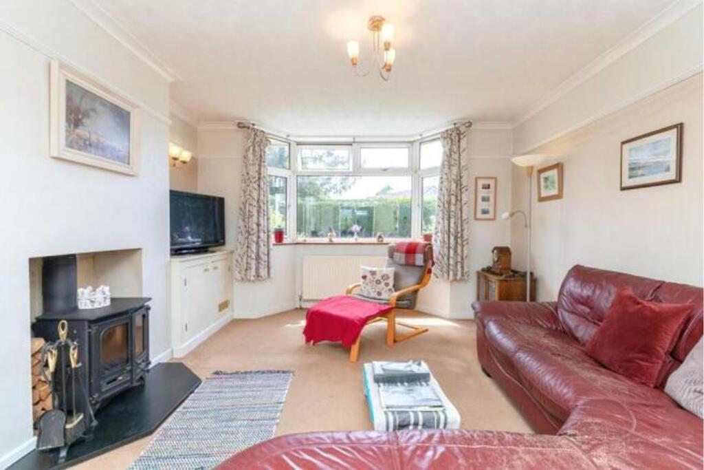 Additional property image - Tweeny Lane, Warmley, BS30