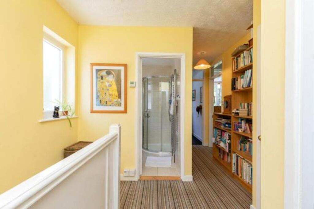 Additional property image - Tweeny Lane, Warmley, BS30