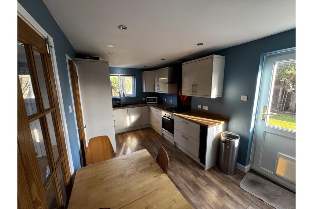 Additional property image - Snowdon Vale, Weston-Super-Mare, BS23