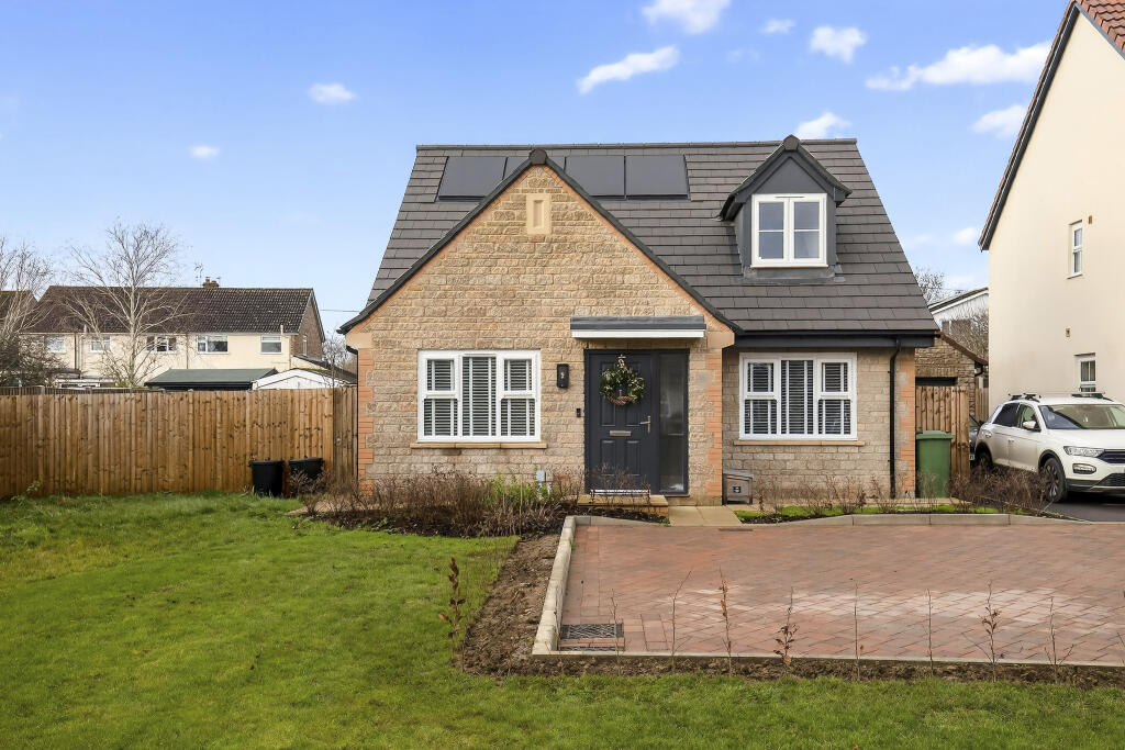 Main image of property: Willow Close, Yate, BS37