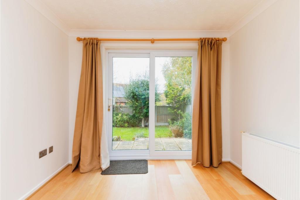 4 bedroom detached house for sale in Sitwell Close, Lawford