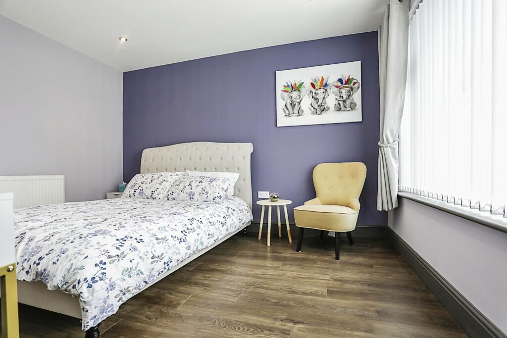 4 bedroom bungalow for sale in Skates Hill, Glemsford, CO10