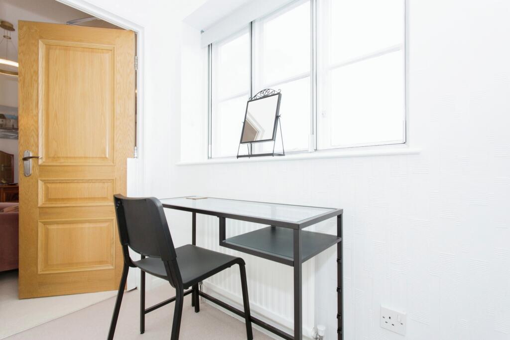Additional property image - Ropers Court, Lavenham, CO10