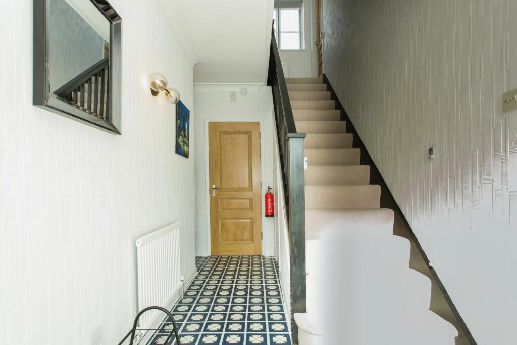 Additional property image - Ropers Court, Lavenham, CO10