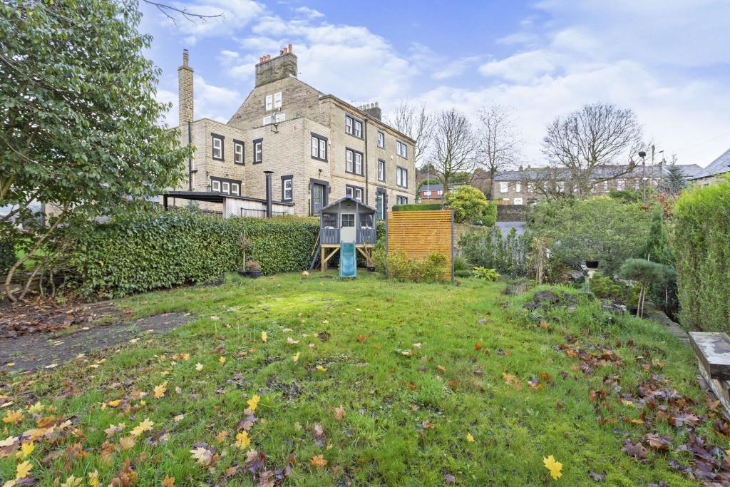 5 bedroom semidetached house for sale in Cooper Street, Springhead, OL4