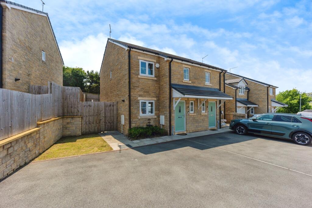 Main image of property: Earnshaw Clough, Mossley, OL5