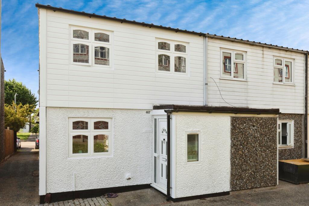 Main image of property: Copperfield, Chigwell, IG7