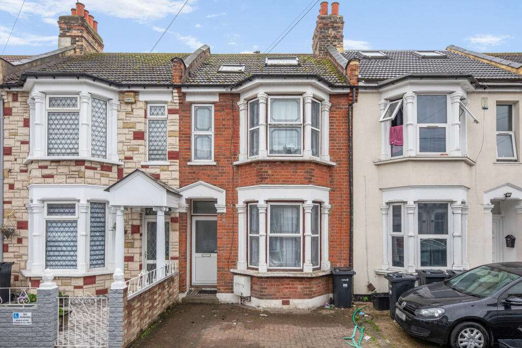 Main image of property: Mortlake Road, Ilford, IG1