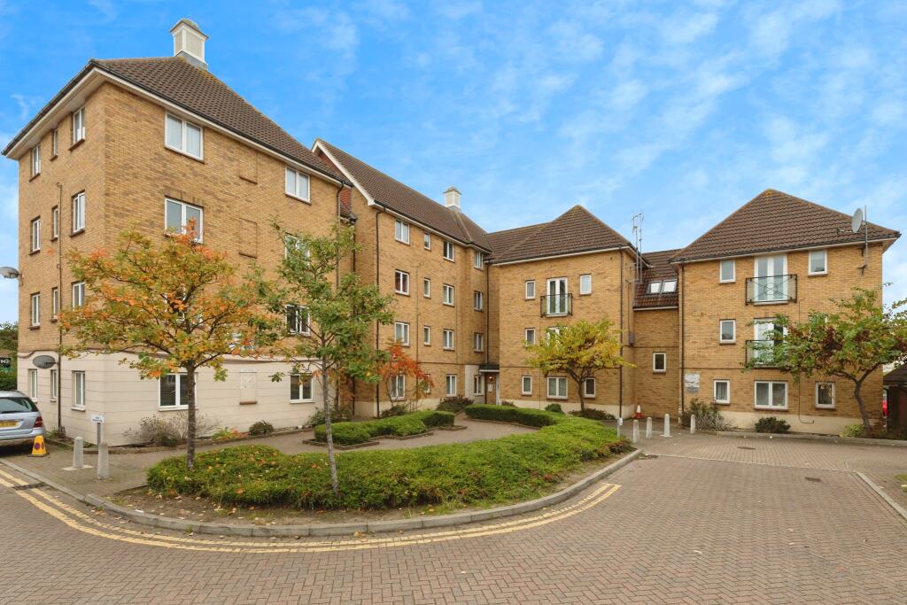 Main image of property: Royal Crescent, Ilford, IG2