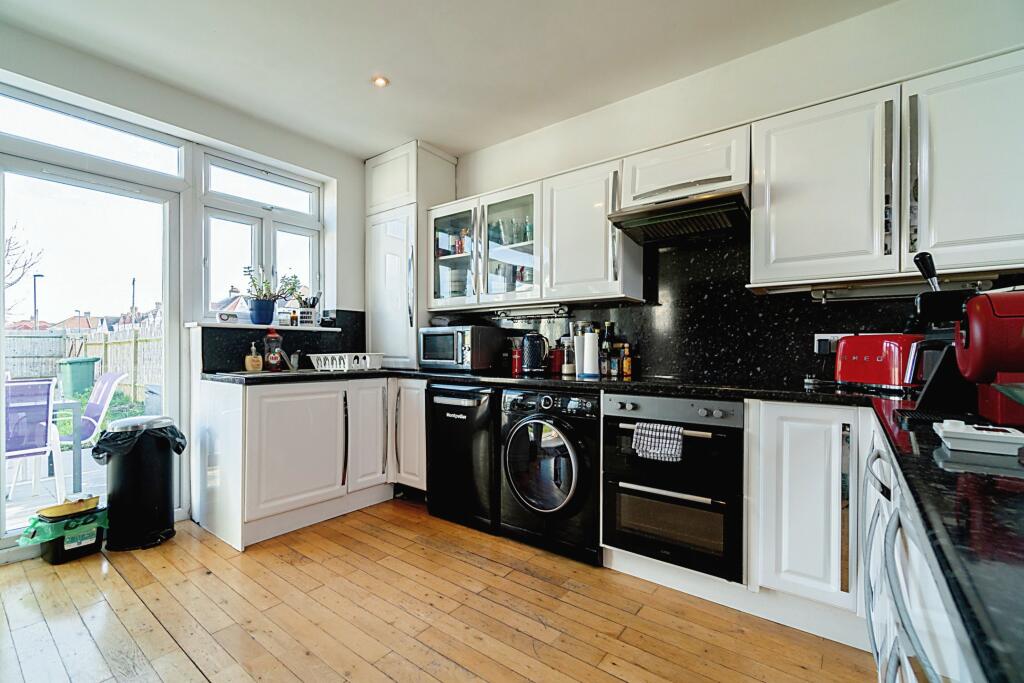 Additional property image - The Glade, Croydon, CR0