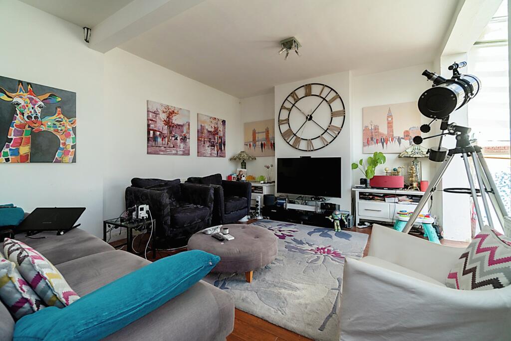 Additional property image - The Glade, Croydon, CR0