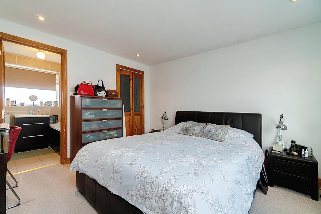 Additional property image - The Glade, Croydon, CR0