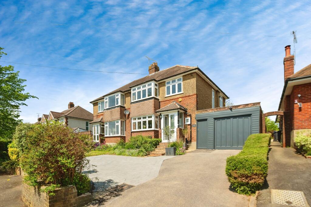 3 bedroom semidetached house for sale in Westfield Avenue, Sanderstead
