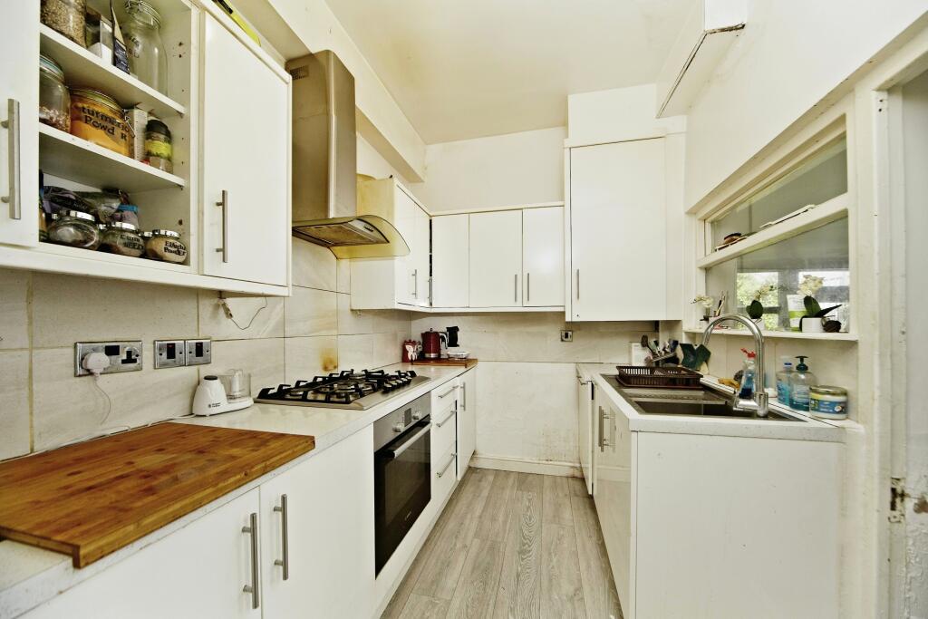Additional property image - Kidderminster Road, West Croydon, CR0