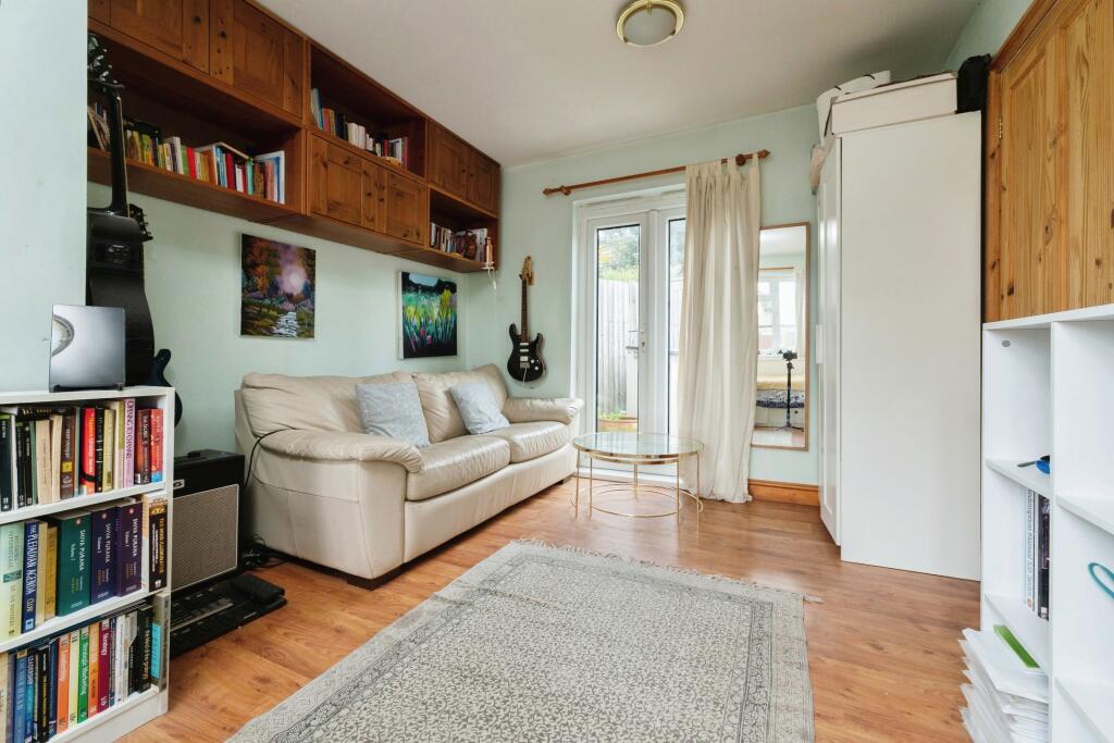 Additional property image - Richland Avenue, Coulsdon, CR5