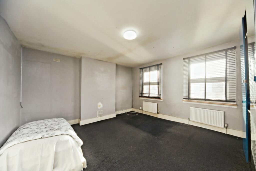 Additional property image - Bensham Grove, Thornton Heath, CR7