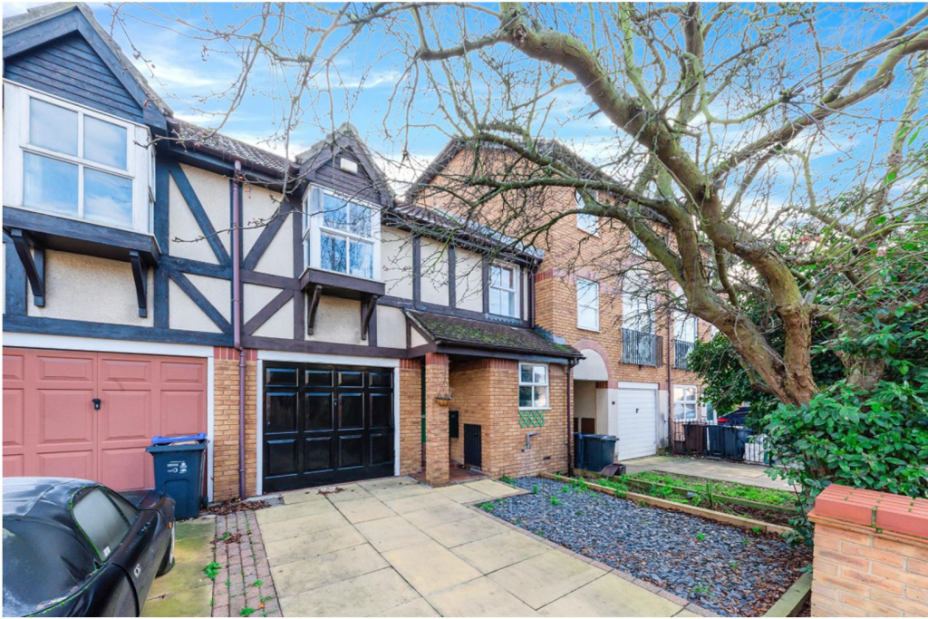 Main image of property: Mortlake Drive, Mitcham, CR4