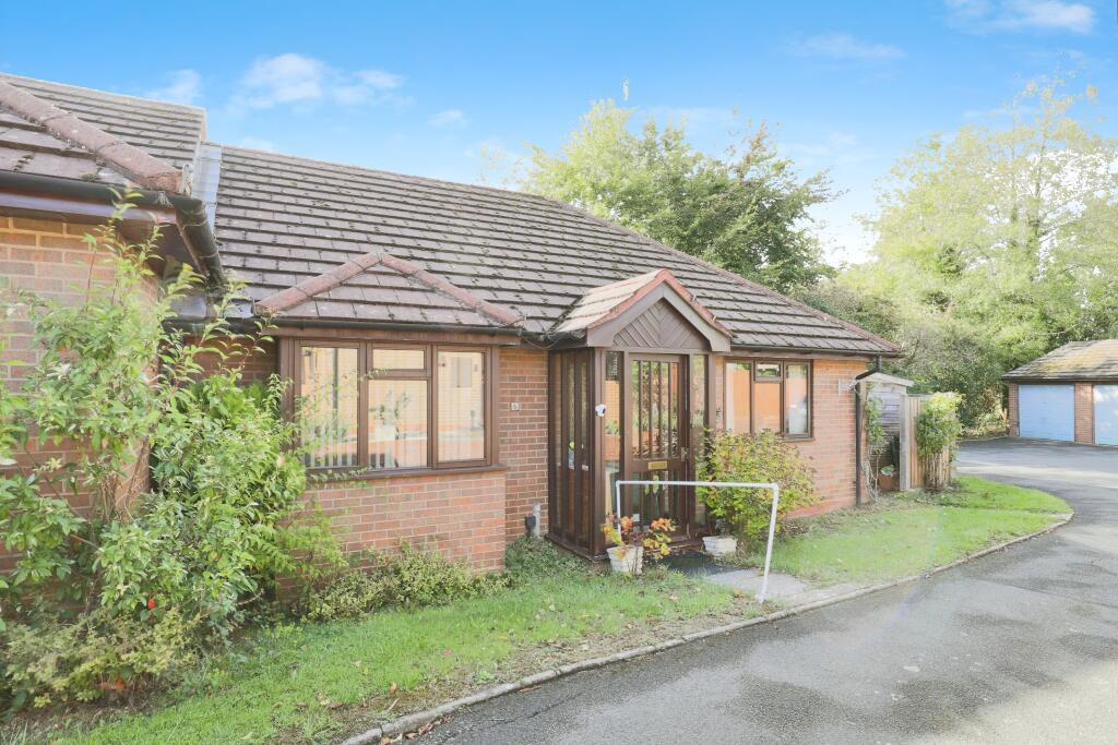 2 bedroom semi-detached bungalow