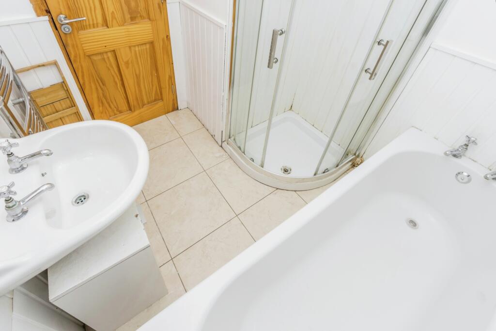Additional property image - De Courcy Avenue, Carrickfergus, BT38