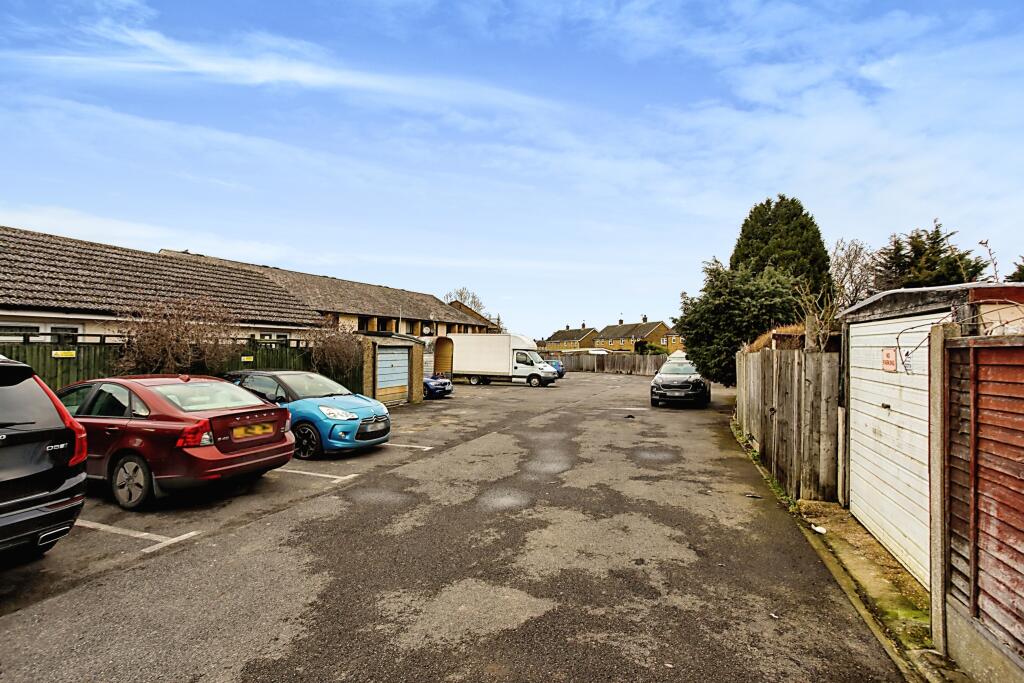 3 bedroom terraced house for sale in Willington Street, Maidstone, ME15