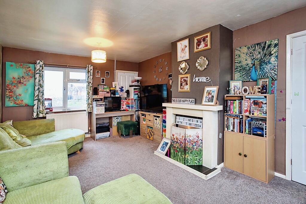 3 bedroom terraced house for sale in Willington Street, Maidstone, ME15