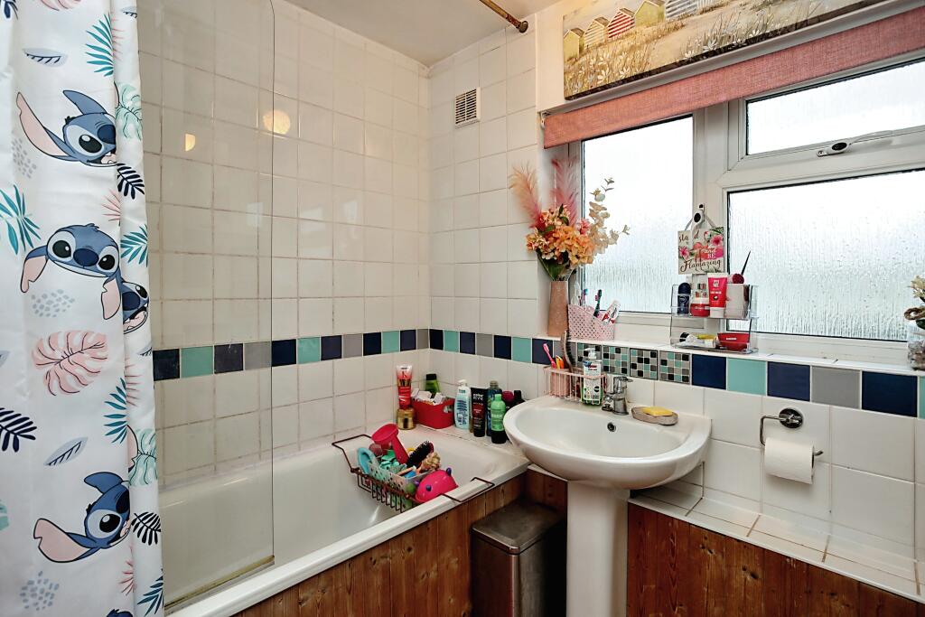 3 bedroom terraced house for sale in Willington Street, Maidstone, ME15