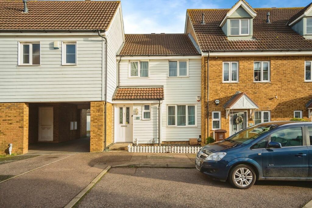 3 bedroom end of terrace house for sale in Baryntyne Crescent, Hoo